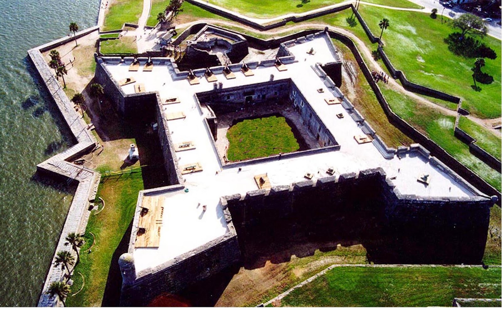 History Goes Bump In The Night The Castillo De San Marcos