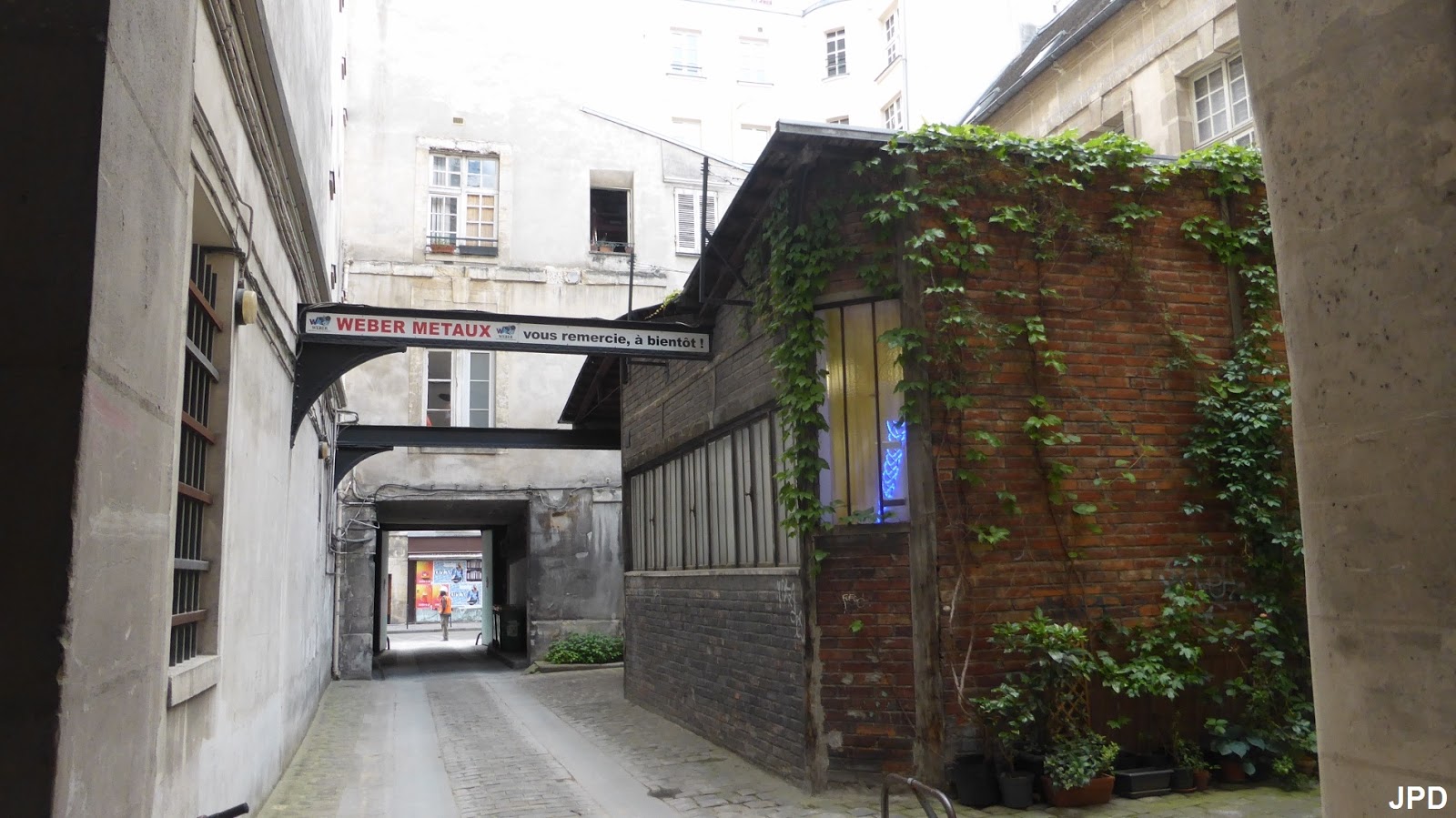 Parisbiseart Hôtel de Turenne La résurrection